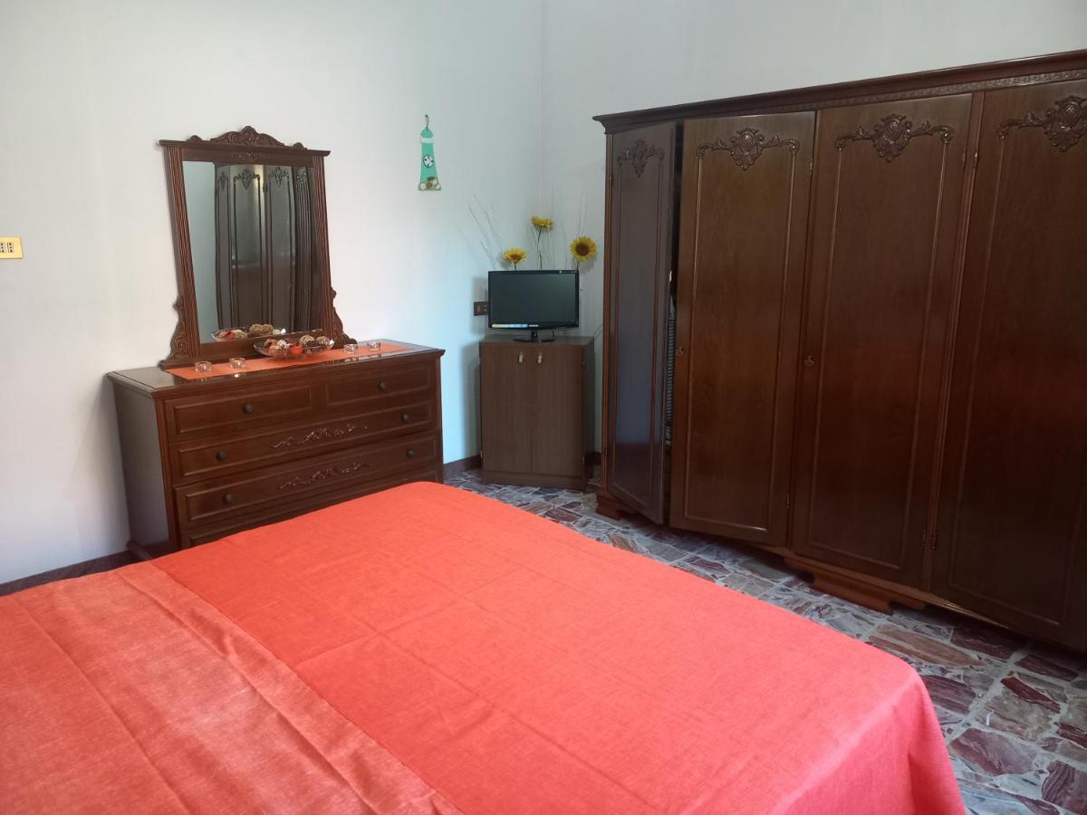 Casa Di Adele Con Giardino Privato A 150 Mt Dal Mare Holiday home Senigallia