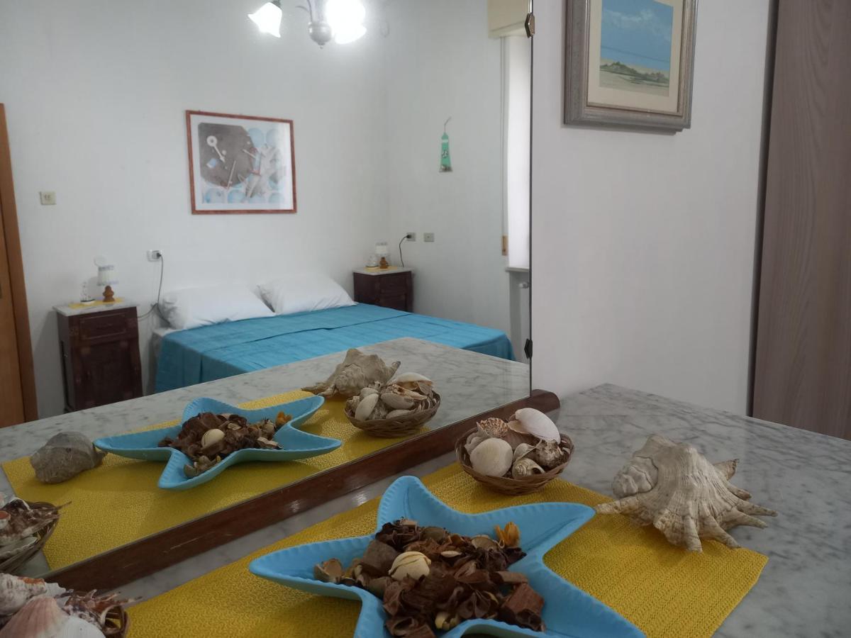 Casa Di Adele Con Giardino Privato A 150 Mt Dal Mare Senigallia